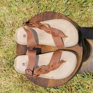 Womens White Mountain Sandals